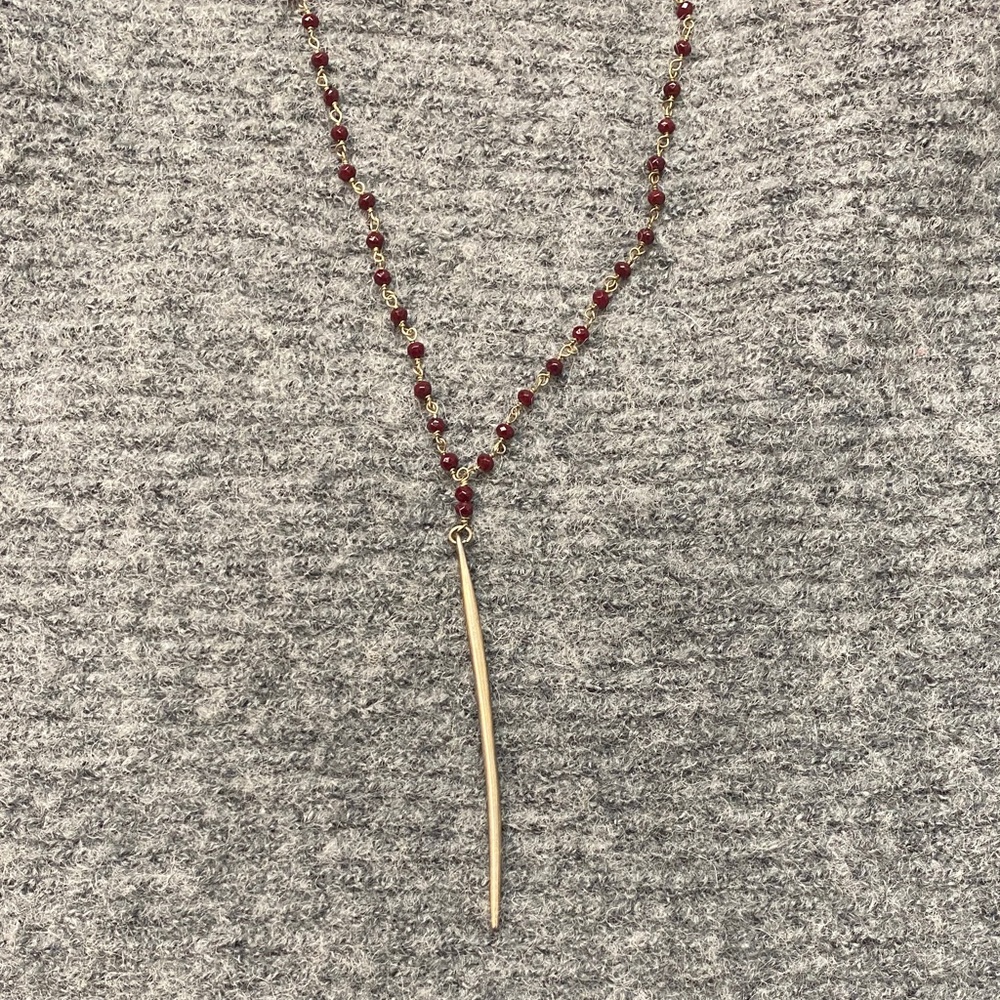 Elegant Gold and Red Beaded Necklace